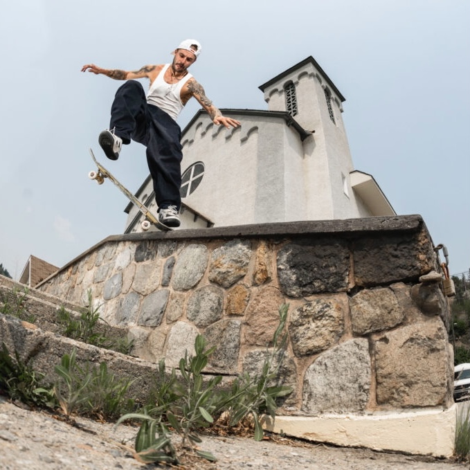 TJ Kickflip Crooked Grind